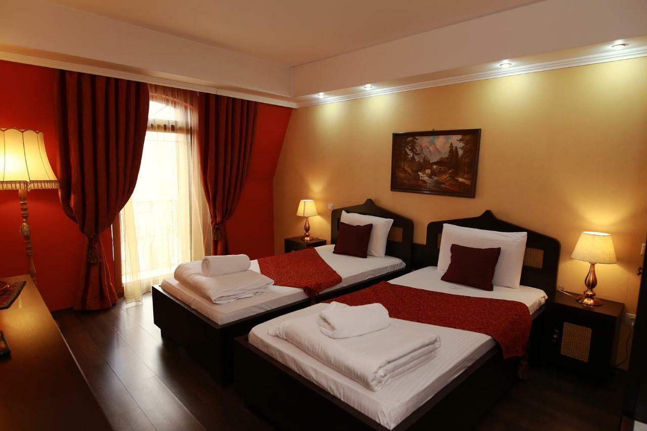 Hotel-Pensiunea Zefir Timisoara Exterior foto